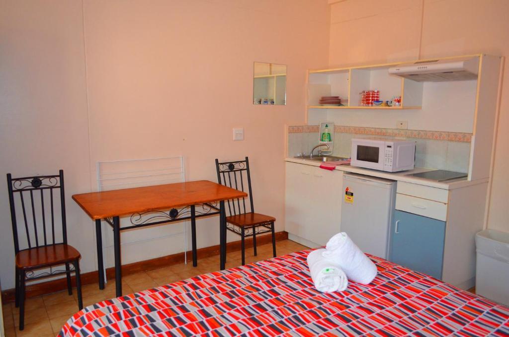 Barramundi Lodge Darwin Room photo